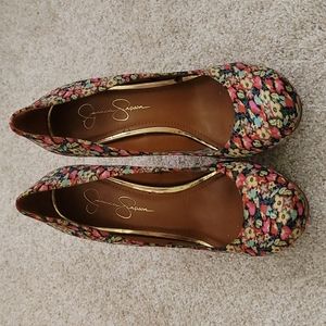 Jessica Simpson Given 2 5" high heel flower stiletto